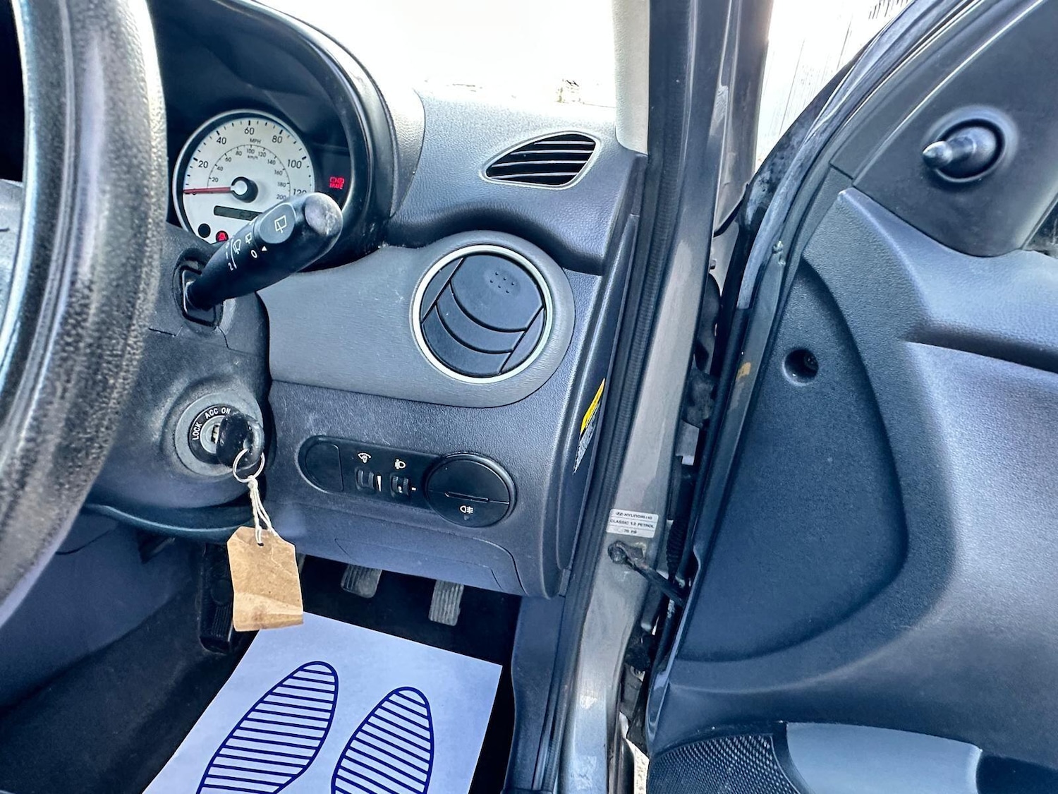 Used Hyundai i10 for sale - 77016937: Photo 25