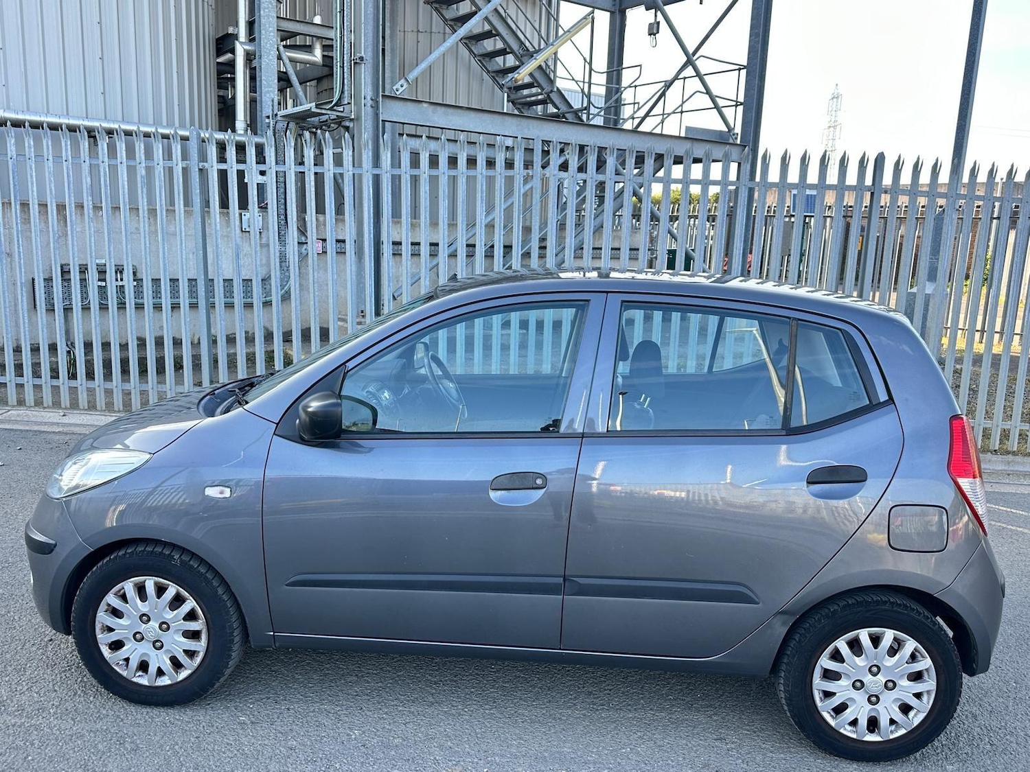 Used Hyundai i10 for sale - 77016937: Photo 7