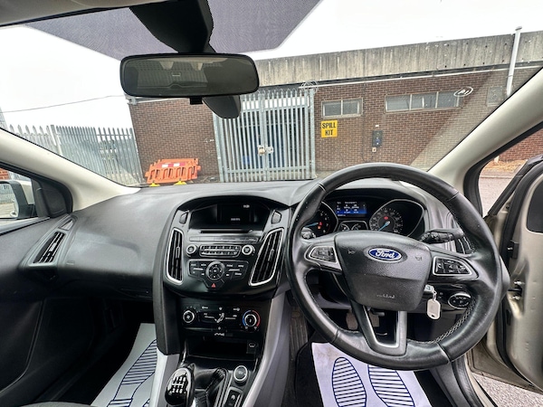 Used Ford Focus 2015 for sale - 76026692: Photo 16