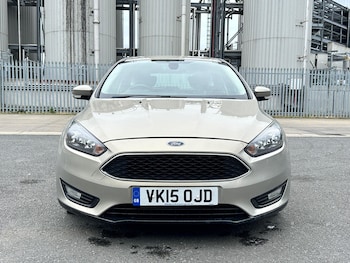 Used Ford Focus 2015 for sale - 76026692: Photo 2
