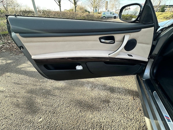 Used BMW 3 Series 2011 for sale - 76026750: Photo 28