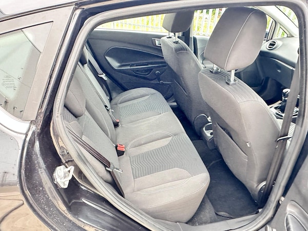 Used Ford Fiesta 2016 for sale - 76201025: Photo 25