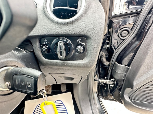 Used Ford Fiesta 2016 for sale - 76201025: Photo 26