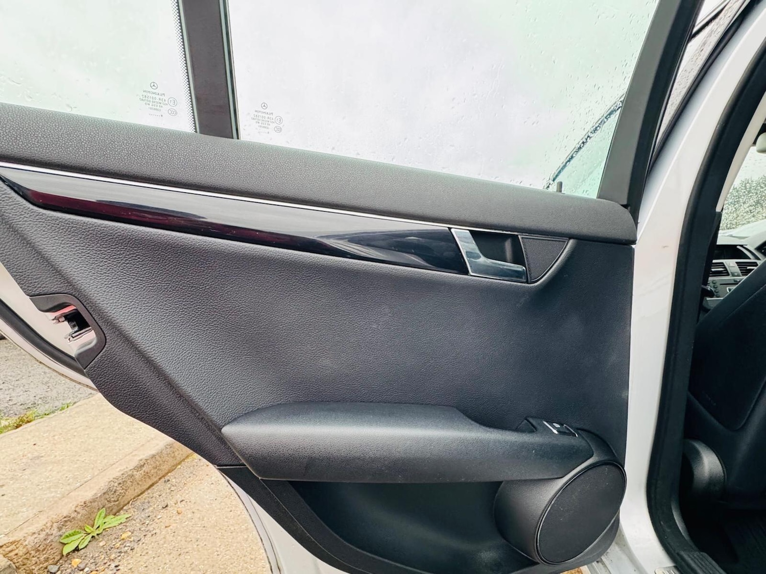 Used Mercedes-Benz C Class 2009 for sale - 77162952: Photo 28