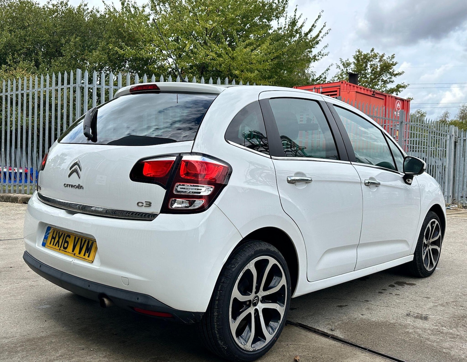 Used Citroen C3 2016 for sale - 76976000: Photo 11