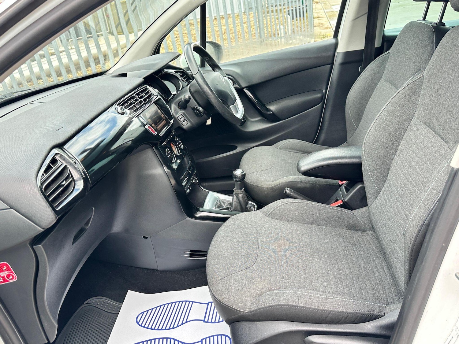 Used Citroen C3 2016 for sale - 76976000: Photo 26