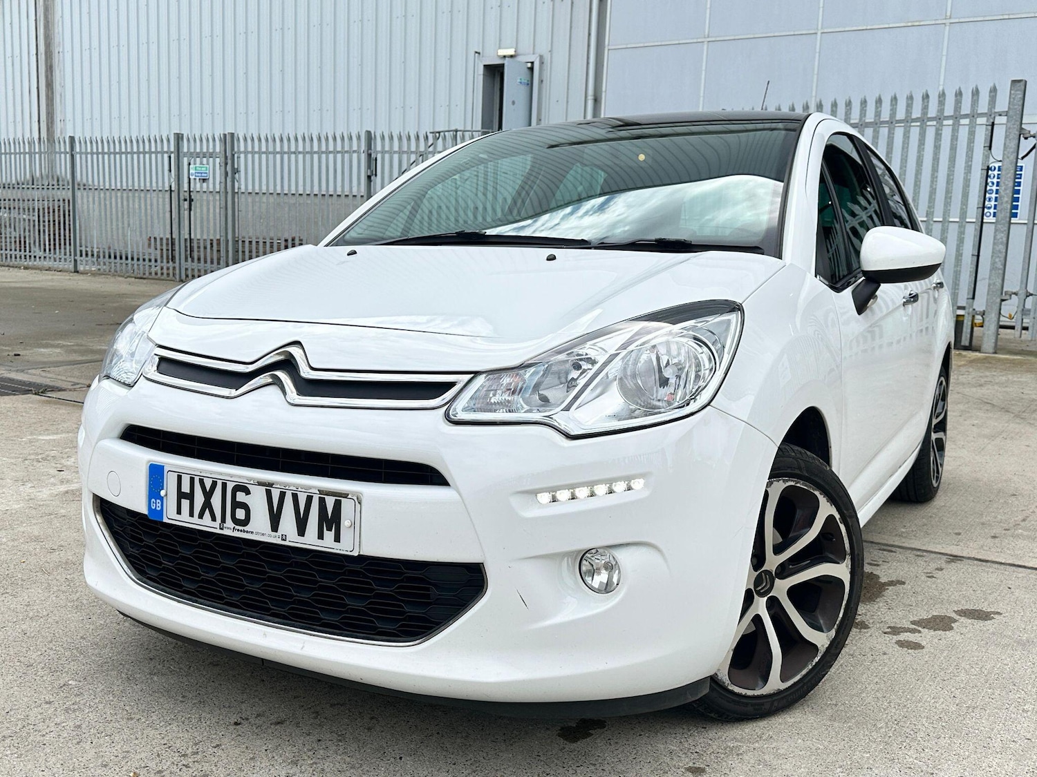 Used Citroen C3 2016 for sale - 76976000: Photo 6