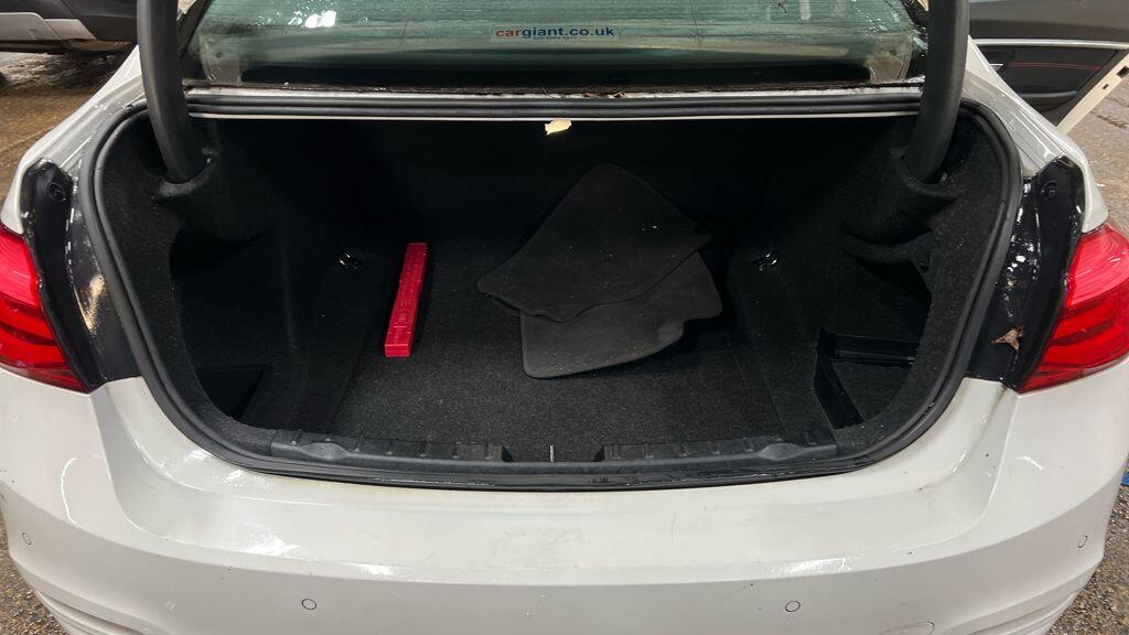 Used BMW 3 Series for sale - 77291021: Photo 11