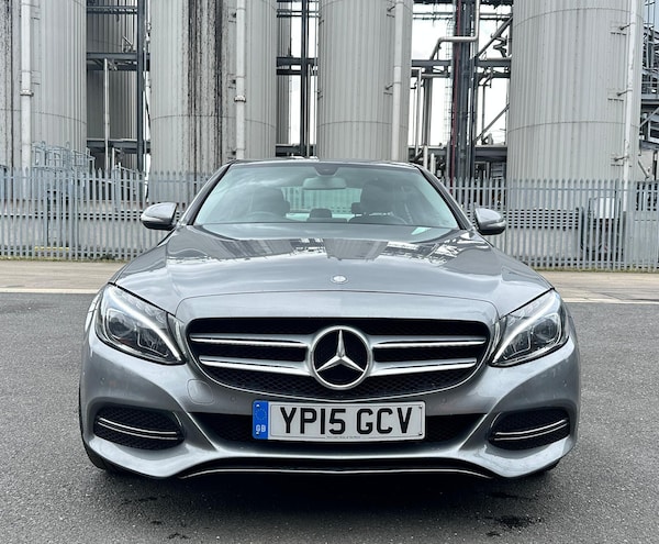 Used Mercedes-Benz C Class 2015 for sale - 76094265: Photo 2