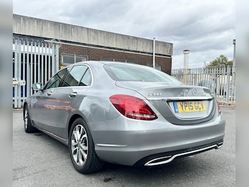 Used Mercedes-Benz C Class 2015 for sale - 76094265: Photo 4