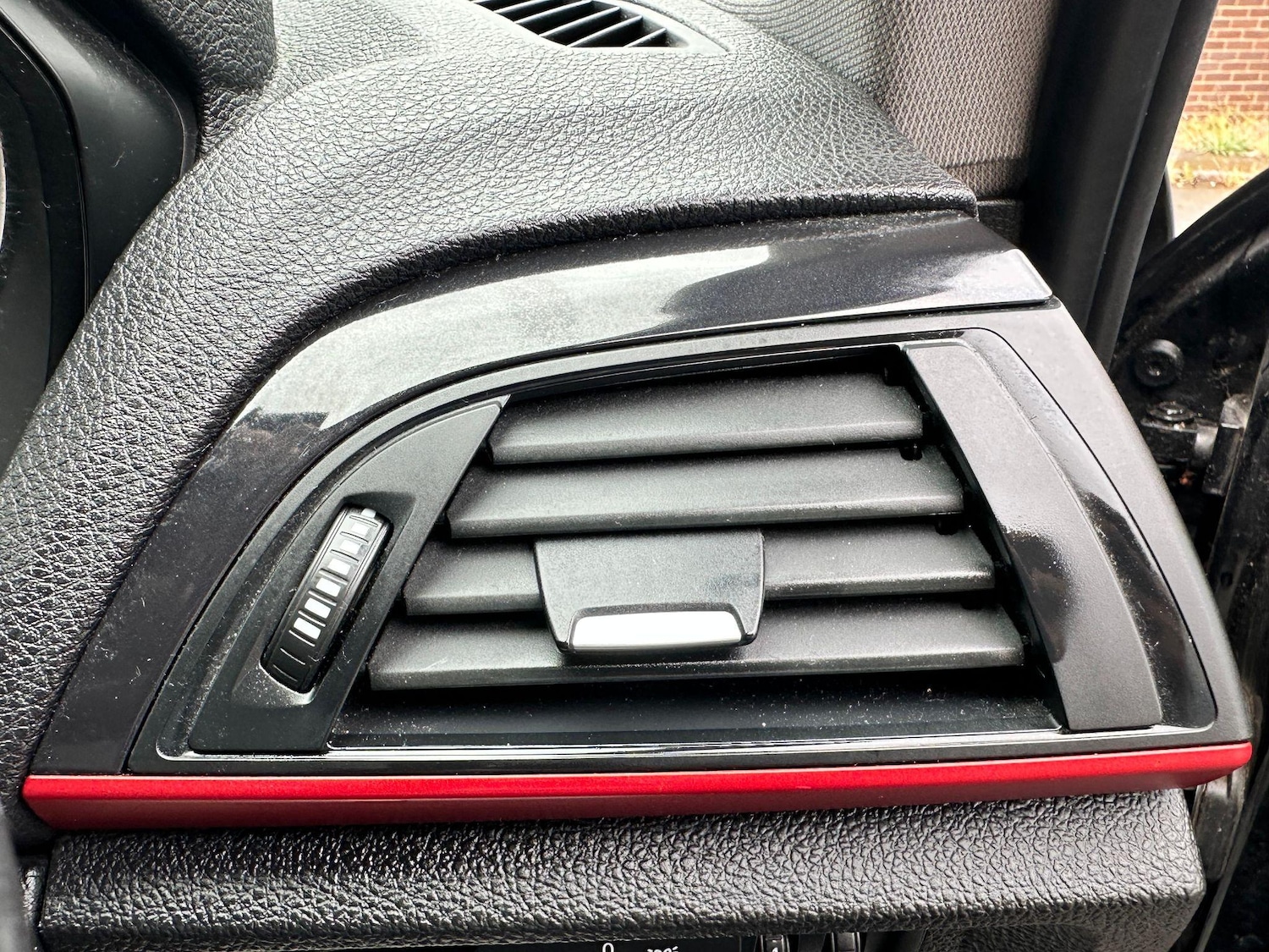 Used BMW 1 Series 2011 for sale - 77015931: Photo 24