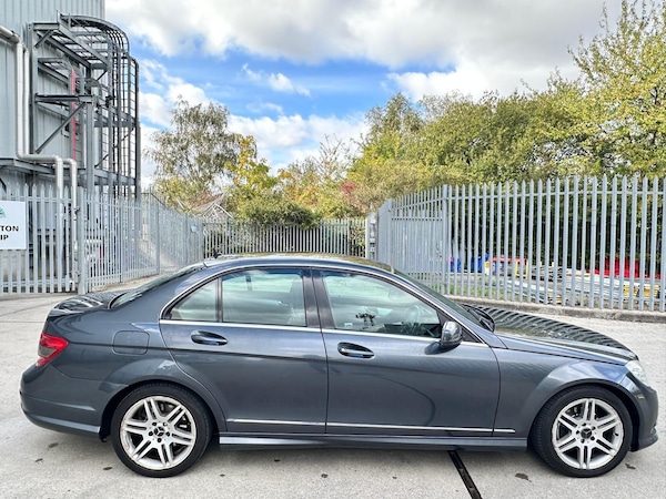 Used Mercedes-Benz C Class 2009 for sale - 76179772: Photo 10