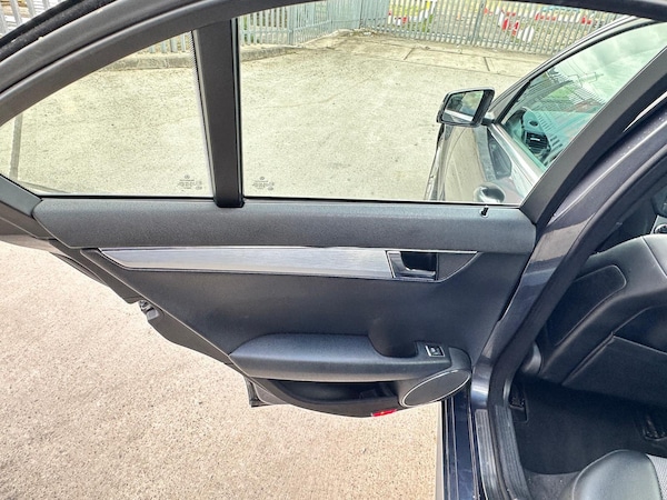 Used Mercedes-Benz C Class 2009 for sale - 76179772: Photo 24