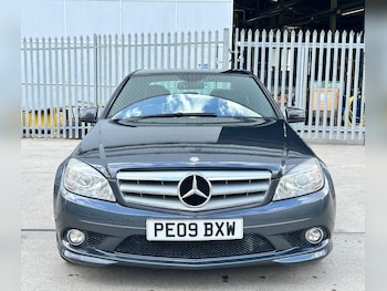 Used Mercedes-Benz C Class 2009 for sale - 76179772: Photo 2
