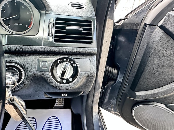 Used Mercedes-Benz C Class 2009 for sale - 76179772: Photo 33