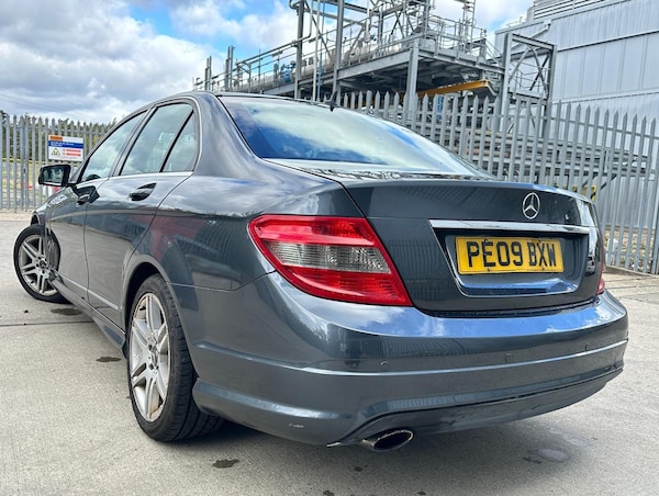 Used Mercedes-Benz C Class 2009 for sale - 76179772: Photo 7