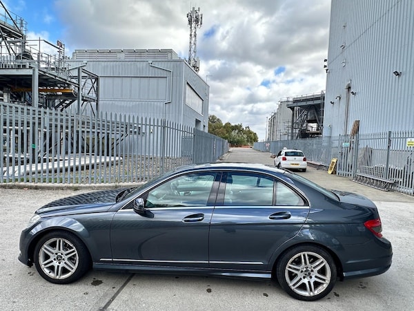 Used Mercedes-Benz C Class 2009 for sale - 76179772: Photo 8