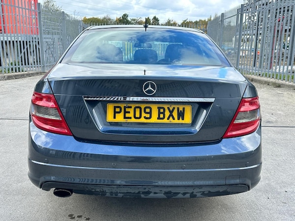 Used Mercedes-Benz C Class 2009 for sale - 76179772: Photo 9