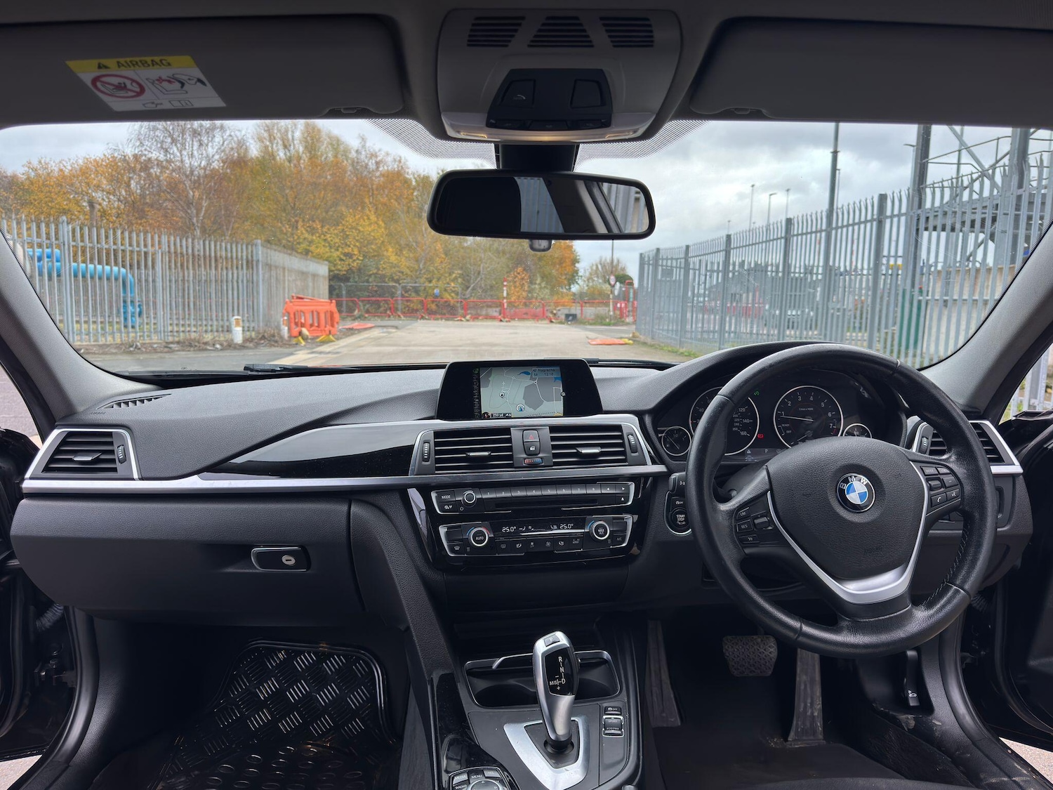 Used BMW 3 Series 2015 for sale - 77229549: Photo 24