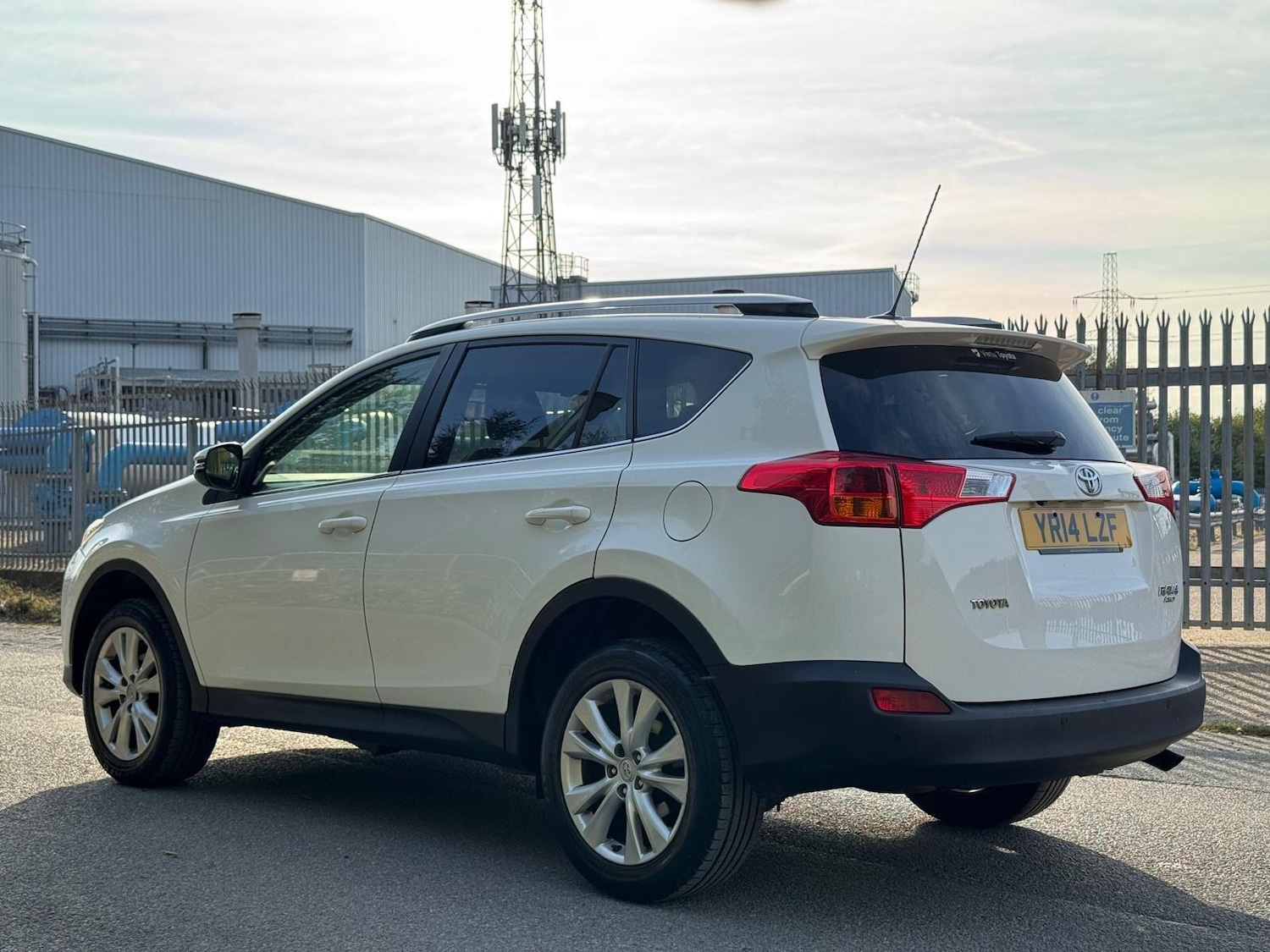 Used Toyota RAV4 2014 for sale - 77020853: Photo 29