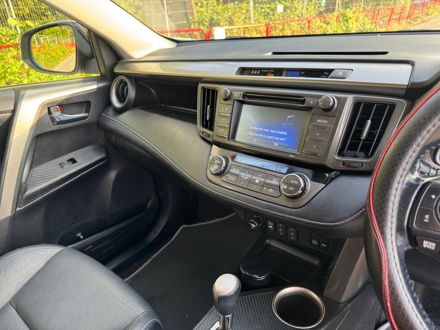 Used Toyota RAV4 2014 for sale - 77020853: Photo 50