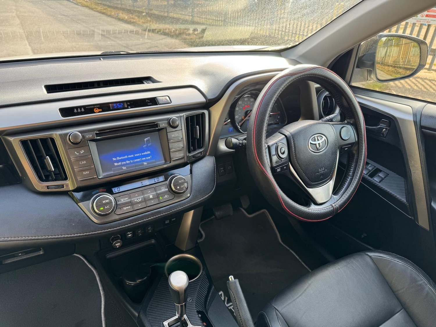 Used Toyota RAV4 2014 for sale - 77020853: Photo 52