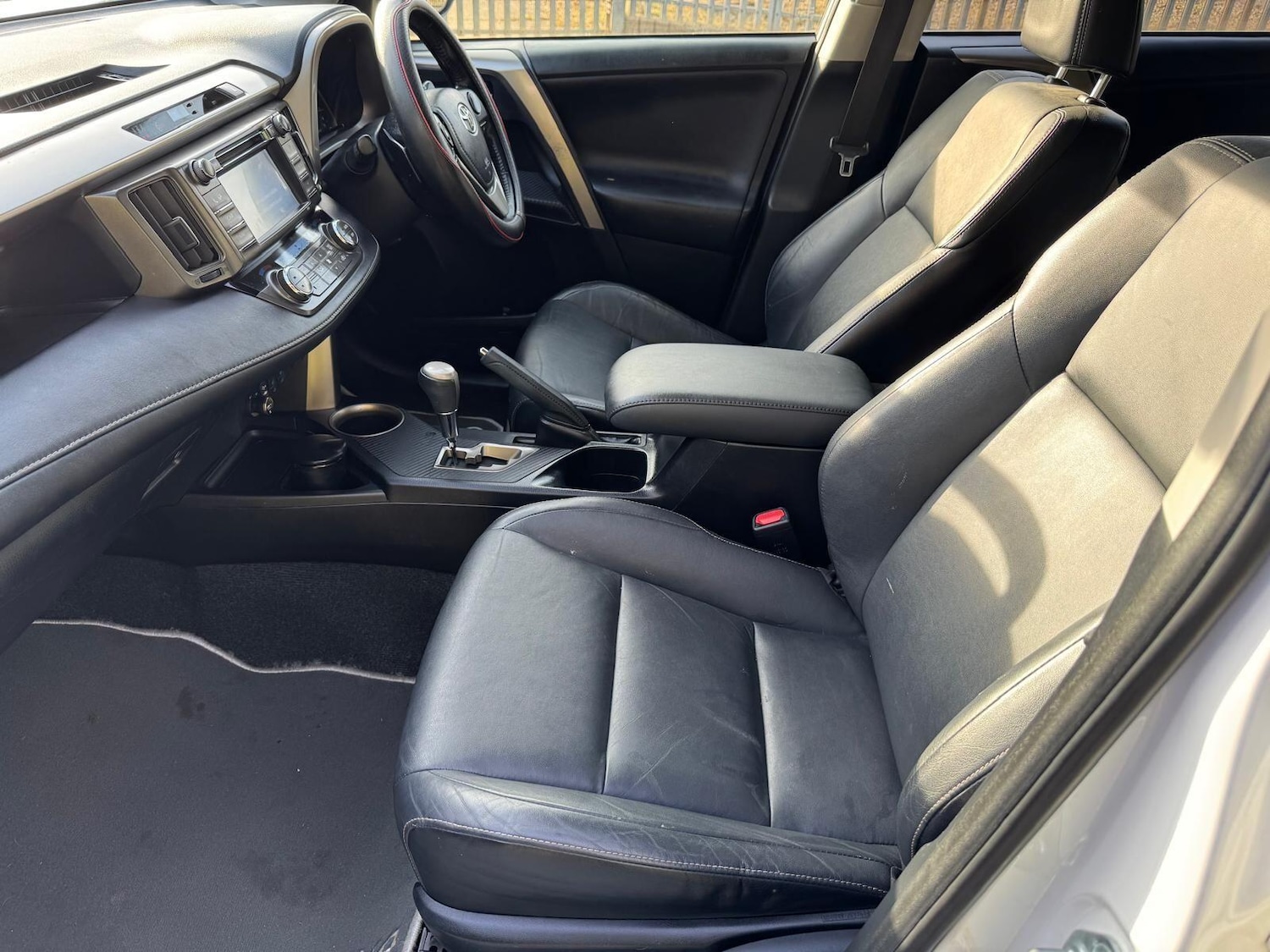 Used Toyota RAV4 2014 for sale - 77020853: Photo 87