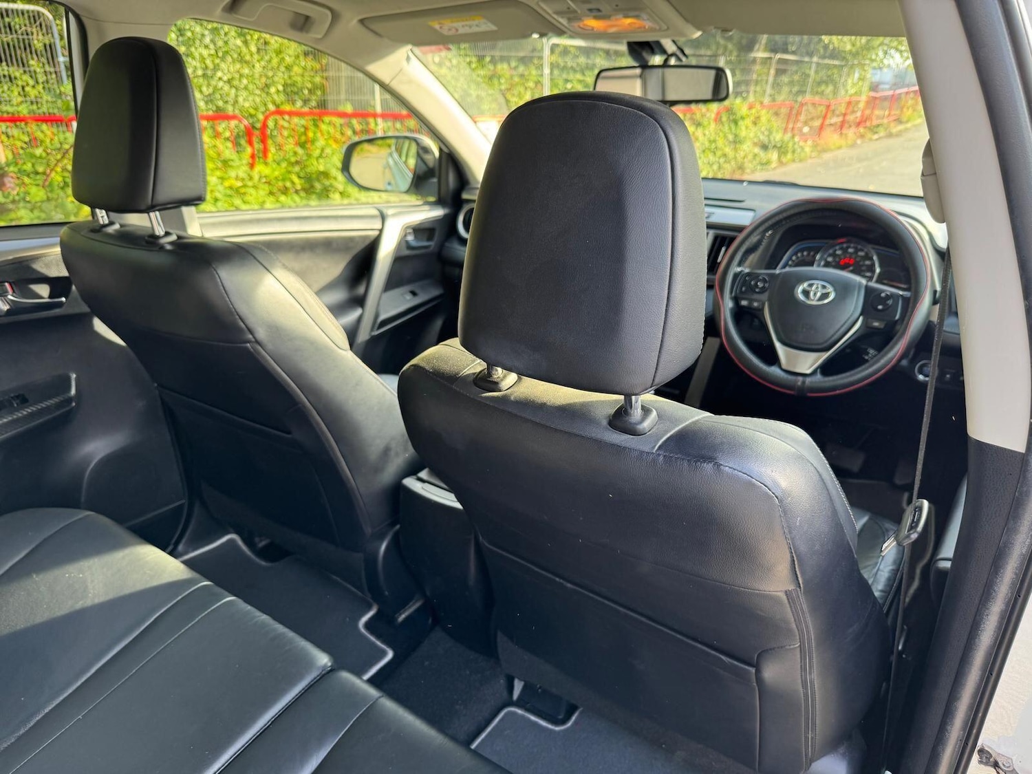 Used Toyota RAV4 2014 for sale - 77020853: Photo 95