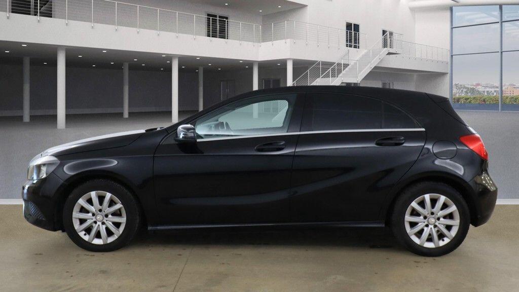 Used Mercedes-Benz A-Class 2013 for sale - 76269633: Photo 4