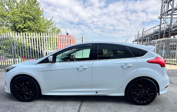 Used Ford Focus 2015 for sale - 76199793: Photo 13