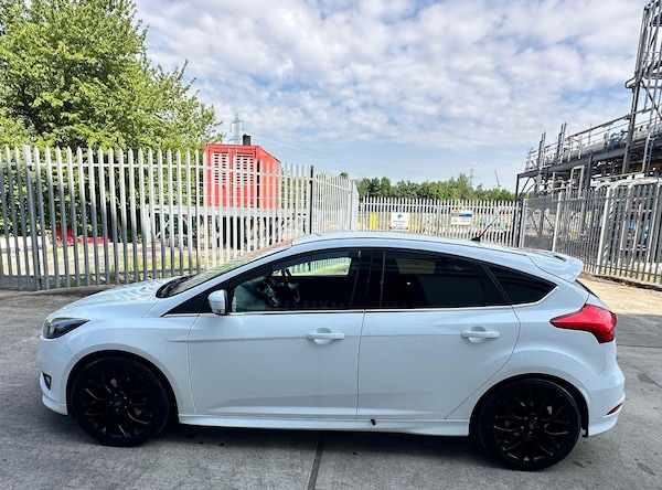 Used Ford Focus 2015 for sale - 76199793: Photo 14