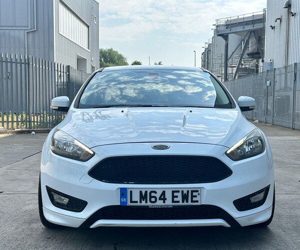 Used Ford Focus 2015 for sale - 76199793: Photo 2