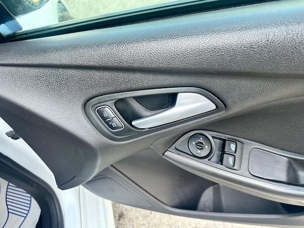 Used Ford Focus 2015 for sale - 76199793: Photo 33