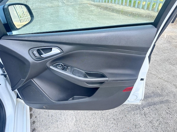 Used Ford Focus 2015 for sale - 76199793: Photo 34