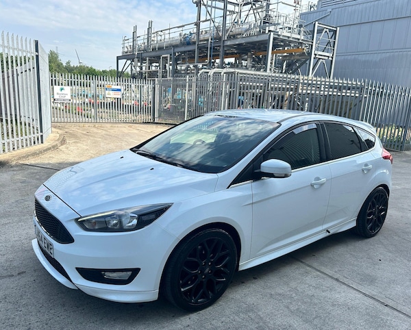Used Ford Focus 2015 for sale - 76199793: Photo 8