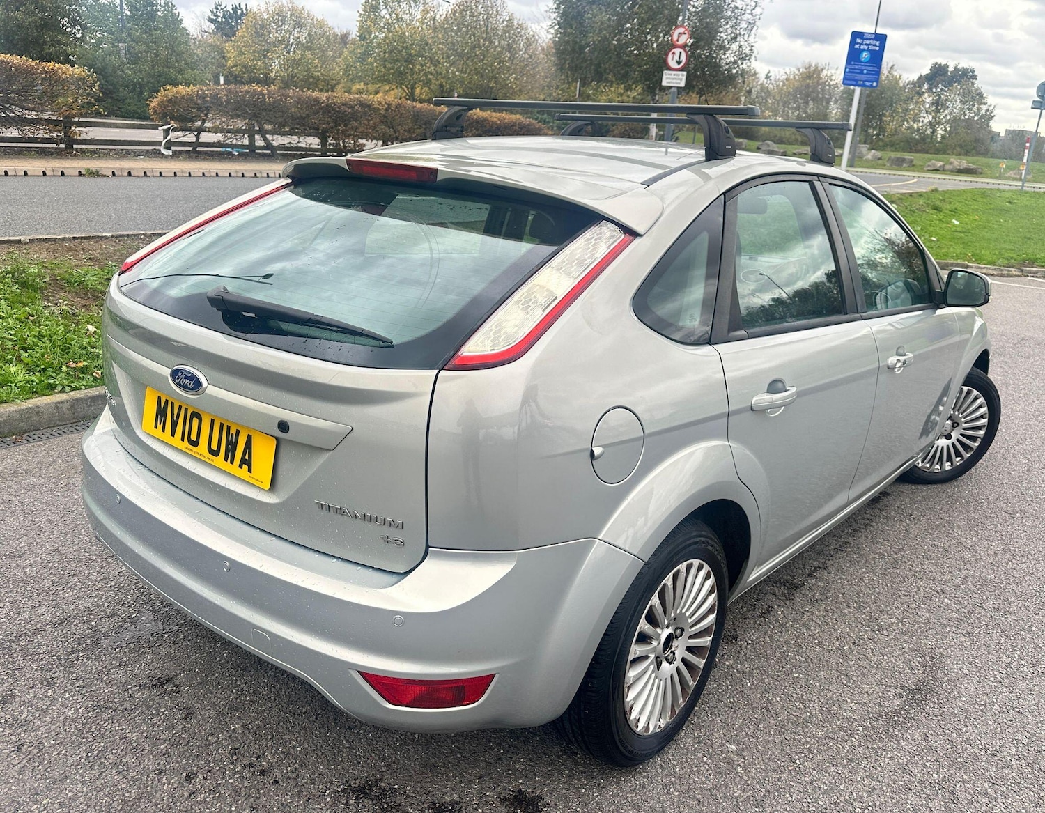 Used Ford Focus 2010 for sale - 76388108: Photo 12