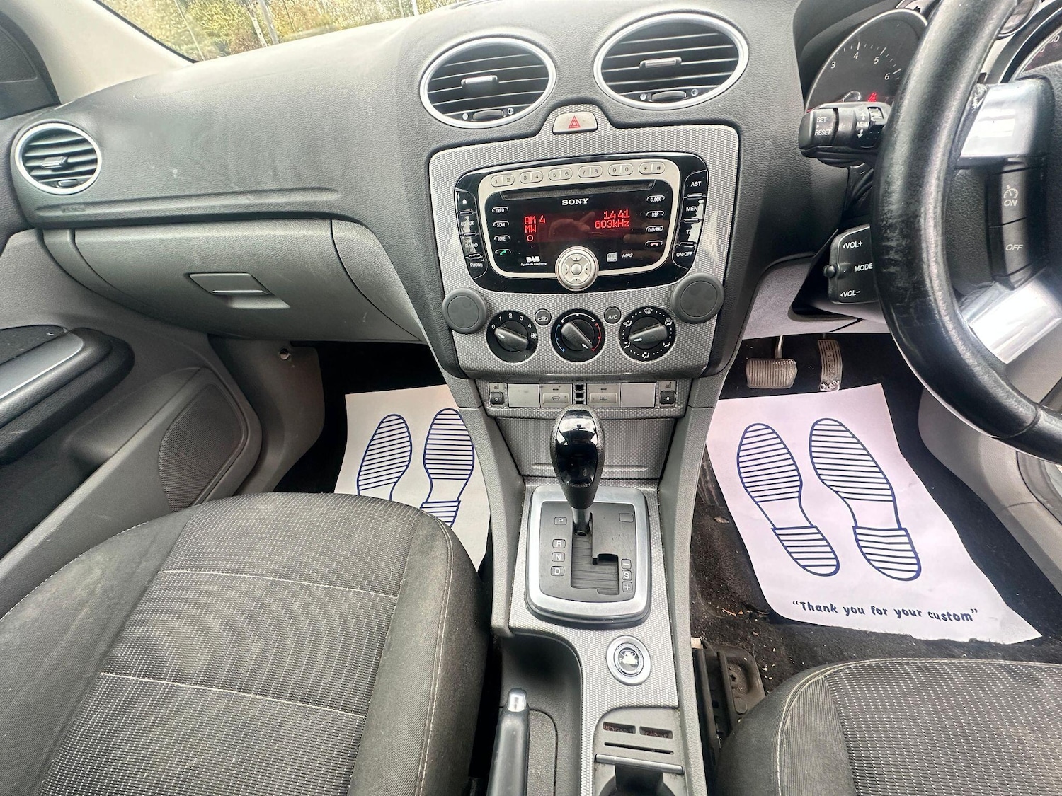 Used Ford Focus 2010 for sale - 76388108: Photo 16