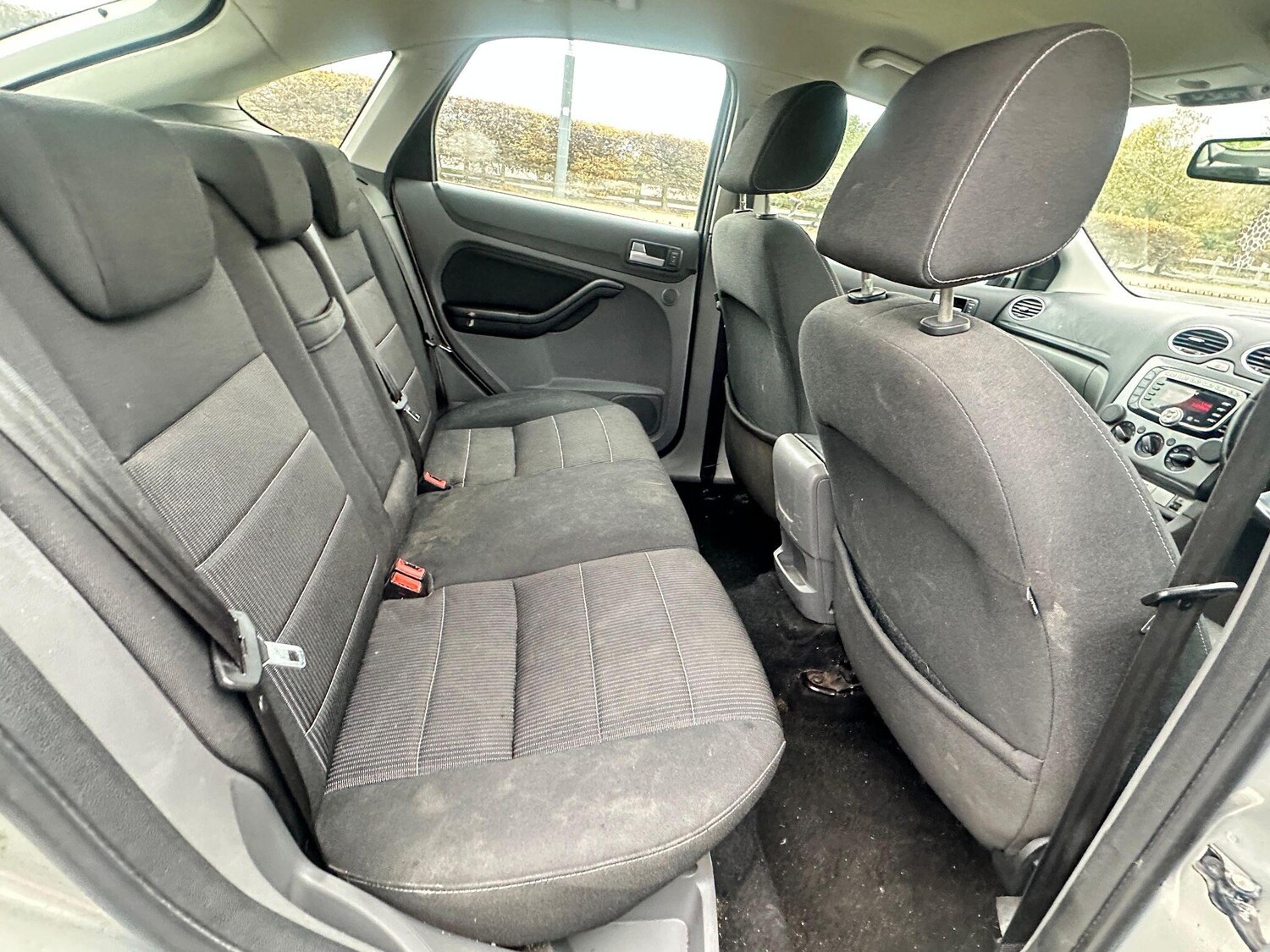 Used Ford Focus 2010 for sale - 76388108: Photo 20