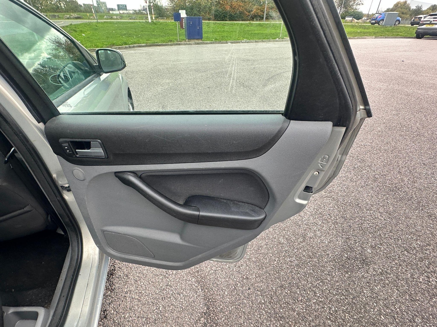 Used Ford Focus 2010 for sale - 76388108: Photo 23