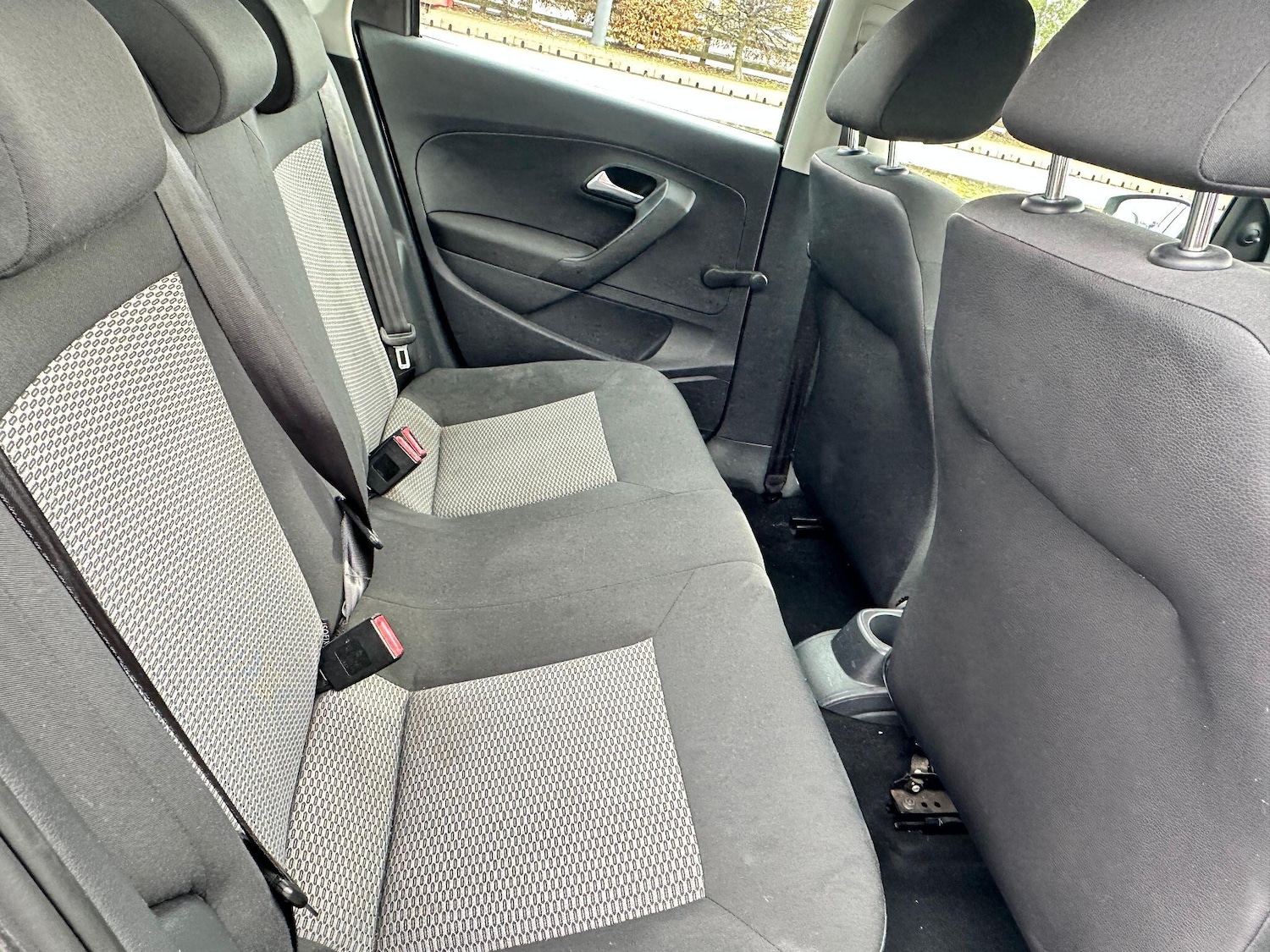 Used Volkswagen Polo 2011 for sale - 76432528: Photo 15