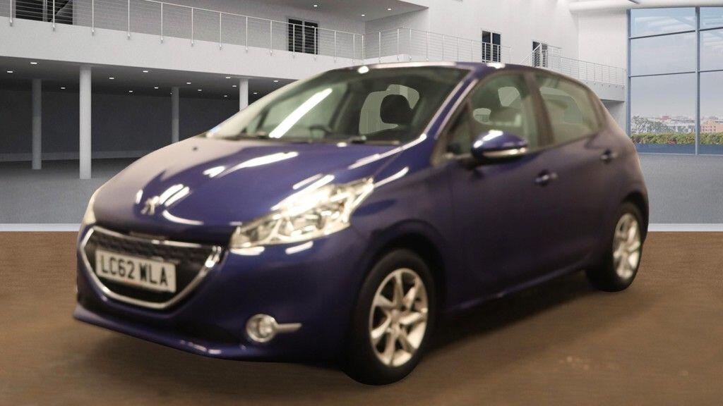 Used Peugeot 208 2012 for sale - 76976263: Photo 2