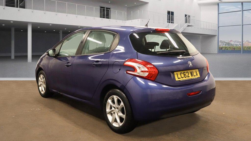 Used Peugeot 208 2012 for sale - 76976263: Photo 3