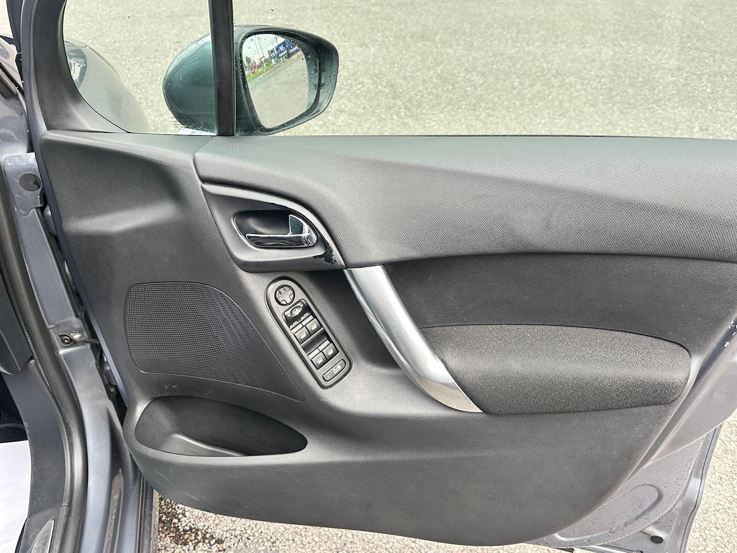 Used Citroen C3 2011 for sale - 76975521: Photo 24