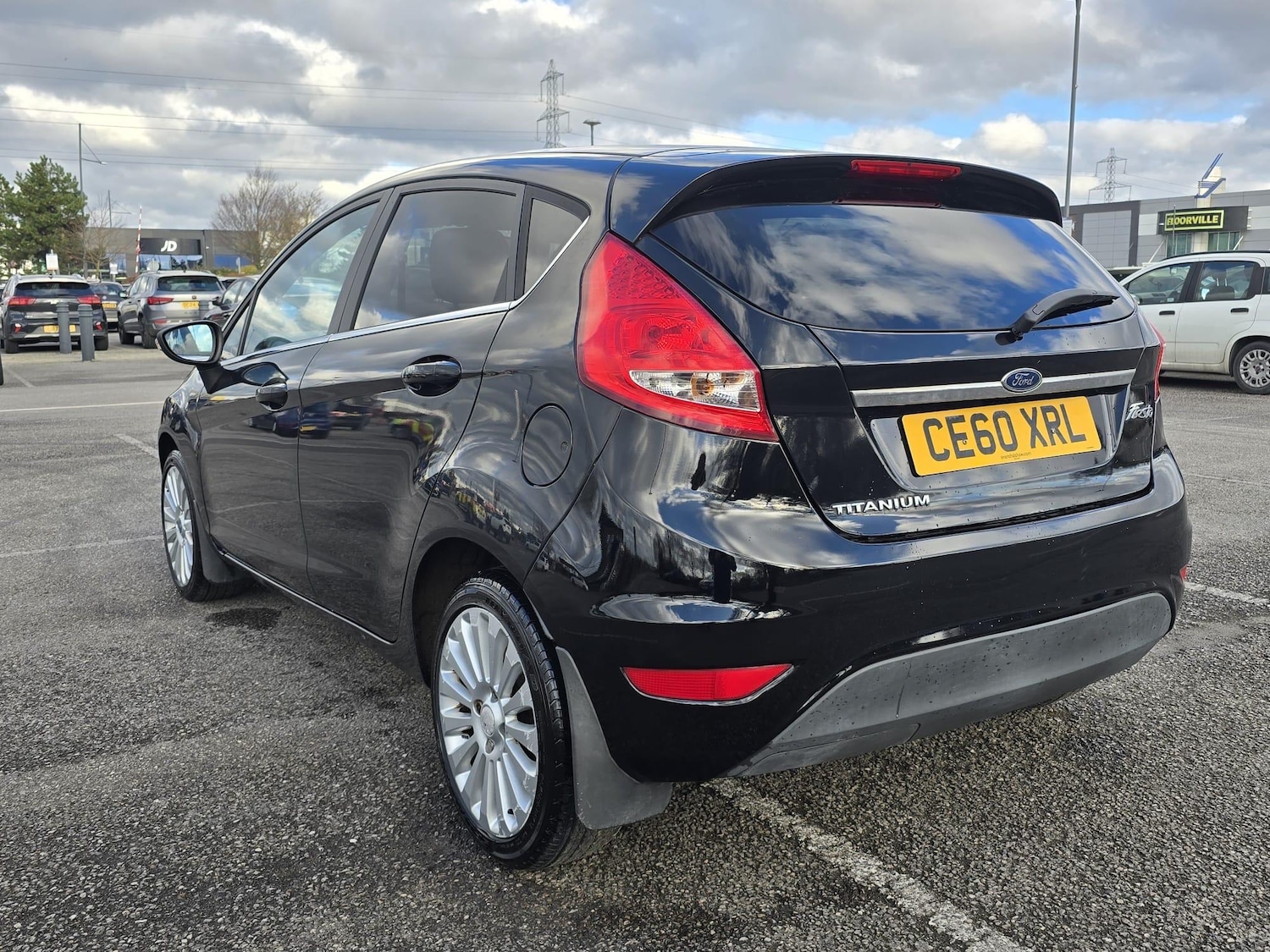 Used Ford Fiesta 2010 for sale - 76975570: Photo 3