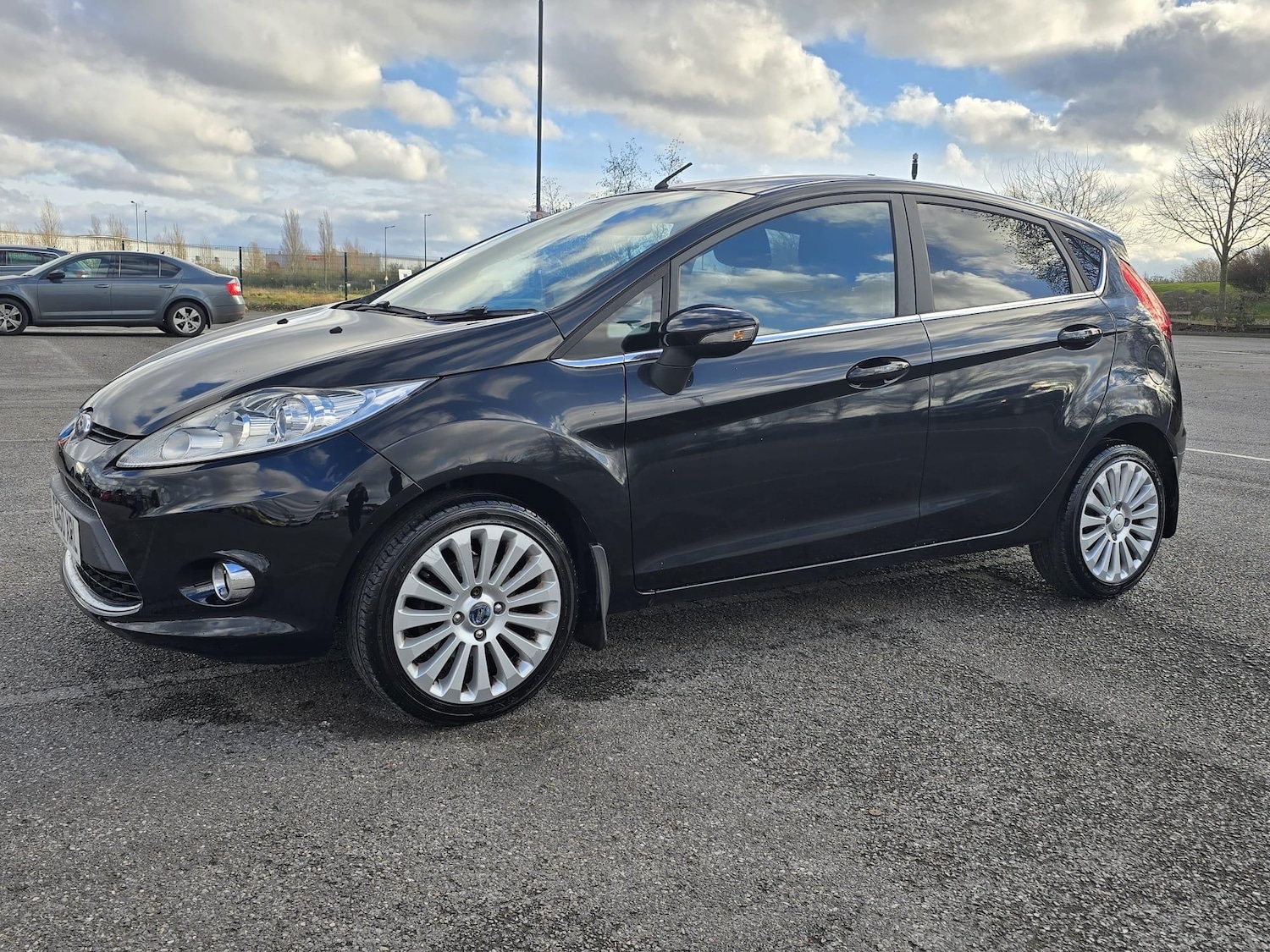 Used Ford Fiesta 2010 for sale - 76975570: Photo 7