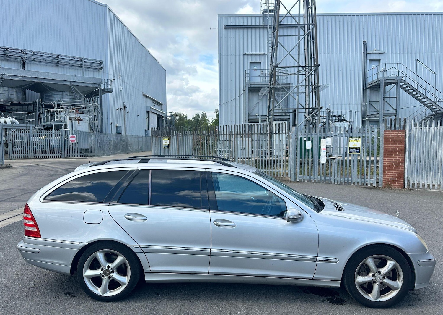 Used Mercedes-Benz C Class 2004 for sale - 76200287: Photo 10