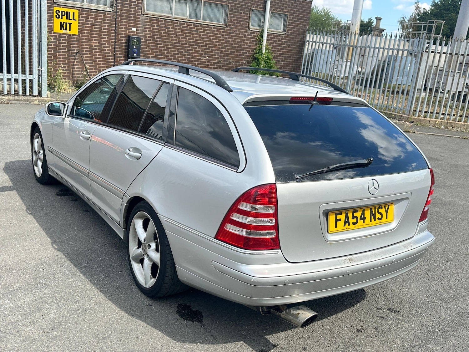 Used Mercedes-Benz C Class 2004 for sale - 76200287: Photo 5