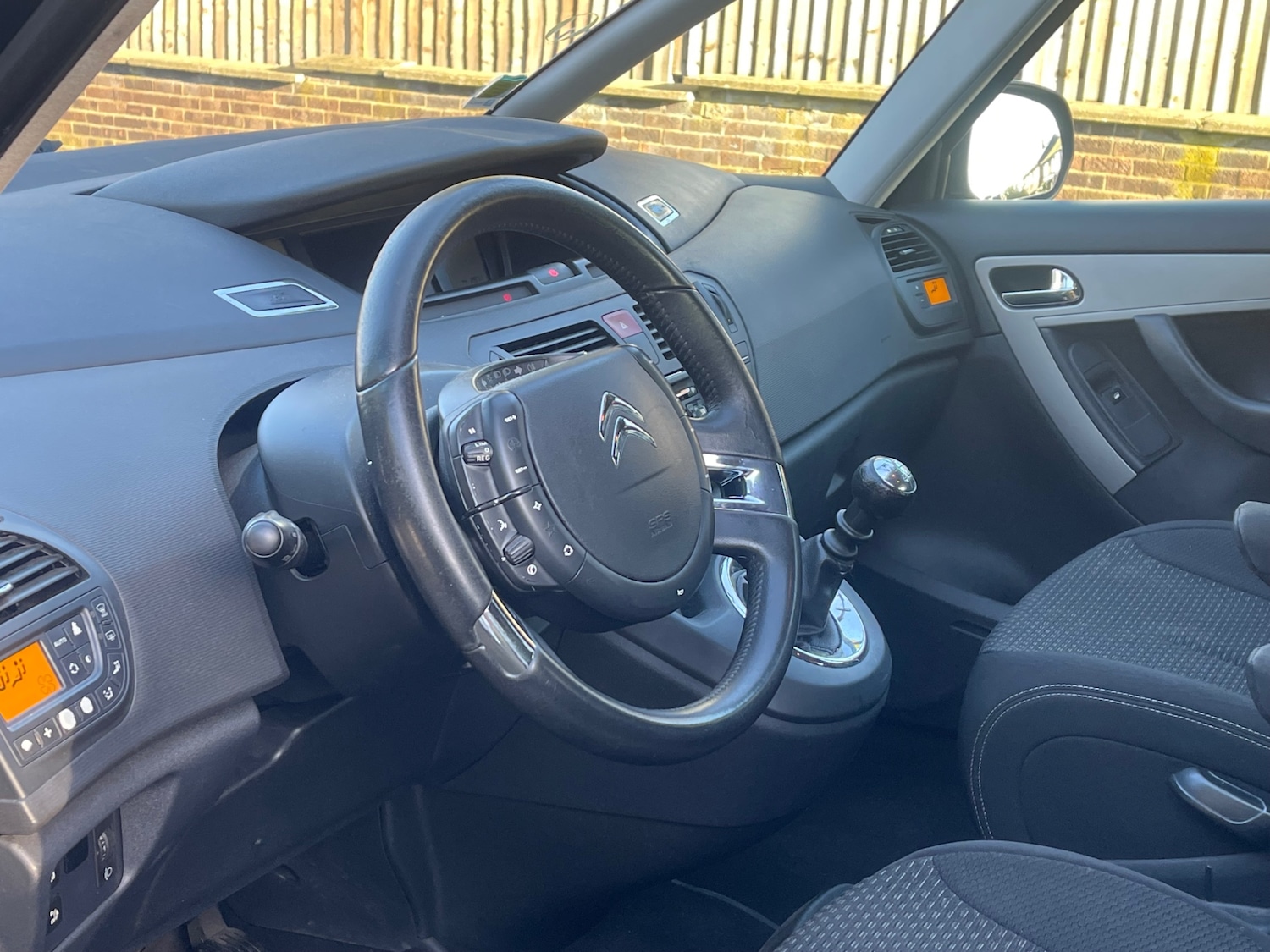 Used Citroen C4 Picasso 2012 for sale - 77001667: Photo 9