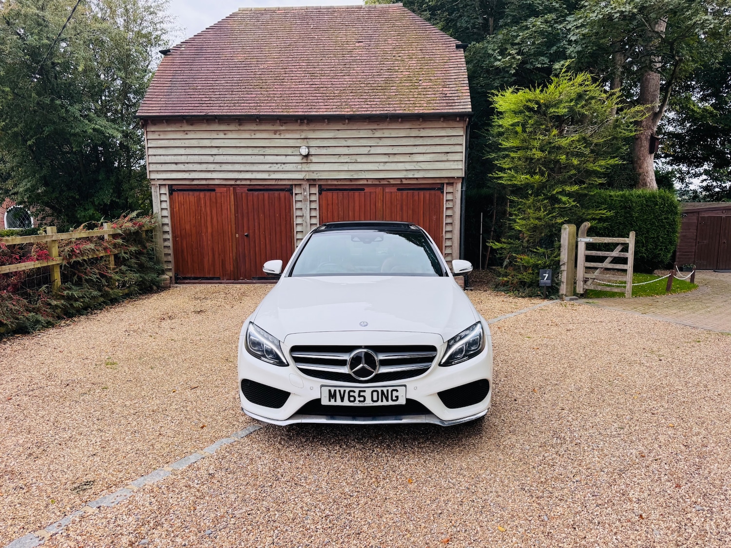 Used Mercedes-Benz C-Class 2015 for sale - 76089761: Photo 10