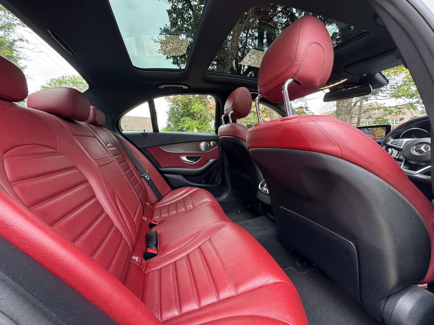 Used Mercedes-Benz C-Class 2015 for sale - 76089761: Photo 19